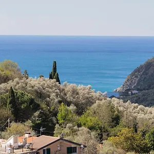 https://casa-vacanza-il-portico.hotelitalianriviera.com