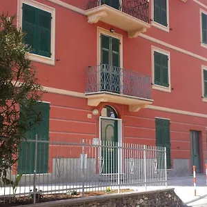 https://appartamenti-enrica-2.hotelitalianriviera.com