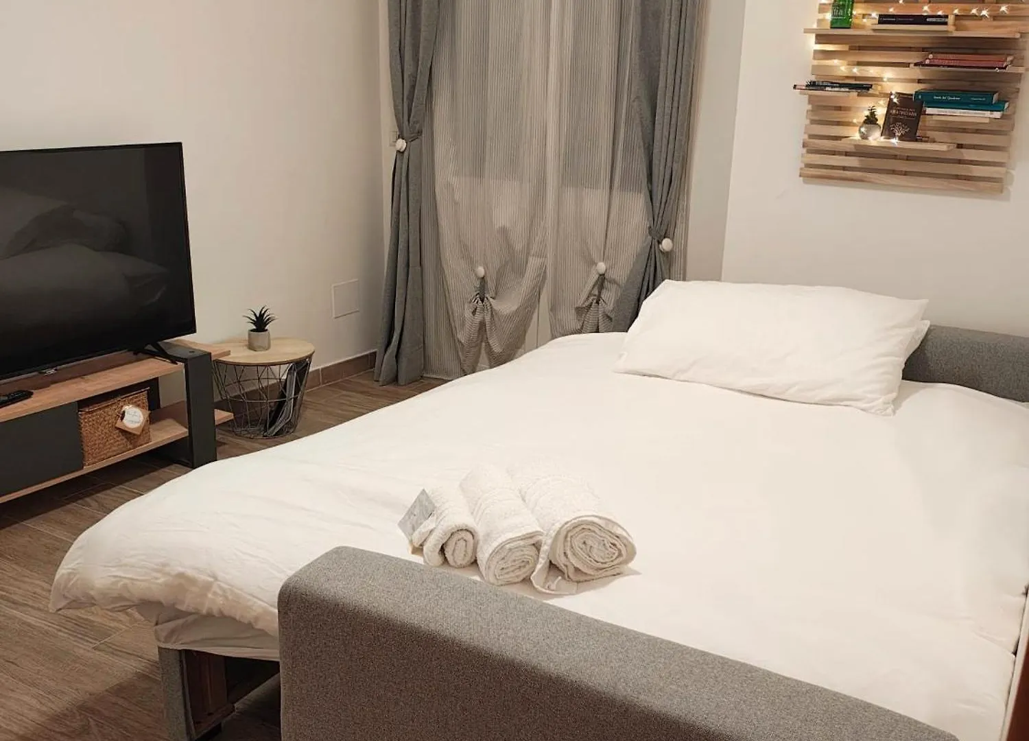 Apartment Appartamento Agli Acquedotti, Con Giardino Privato Rome